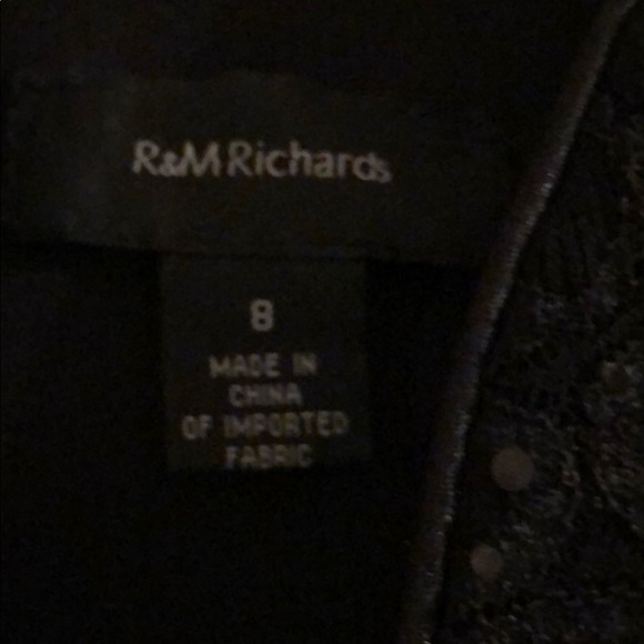 A beautiful 2 pc. Party dress! Size 8. Worn once. - Picture 8 of 8